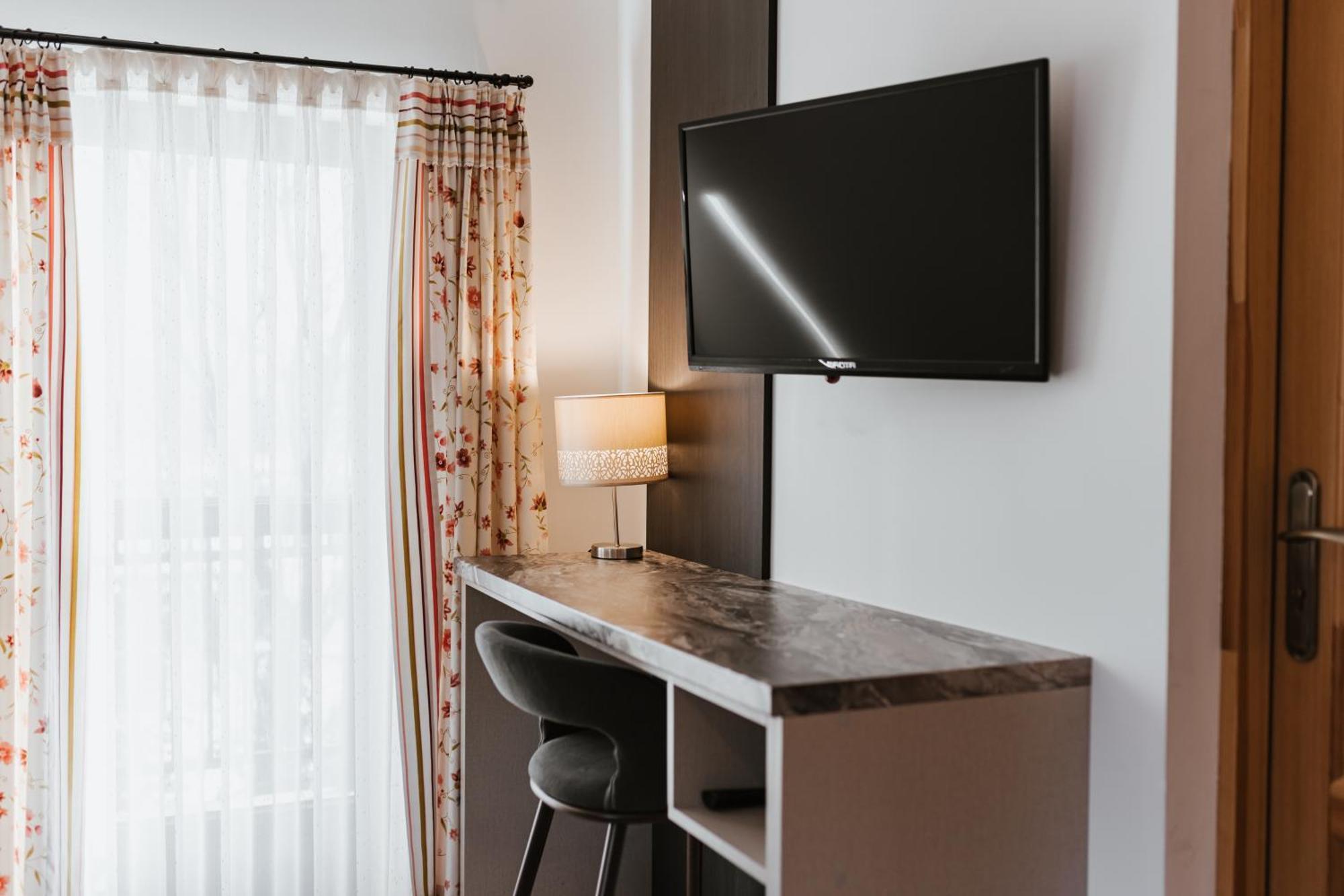 Dom Wypocz Pod Litwinka Apartamenty Białka Tatrzańska Extérieur photo